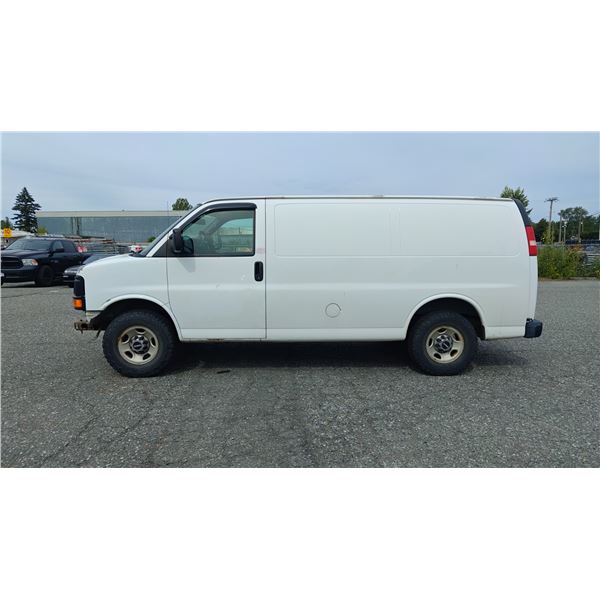2008 GMC SAVANA, 3DR CARGO VAN, WHITE, VIN 1GTHG35K581153215,