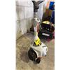 Image 2 : STIHL FS 38 GAS POWERED WEED TRIMMER