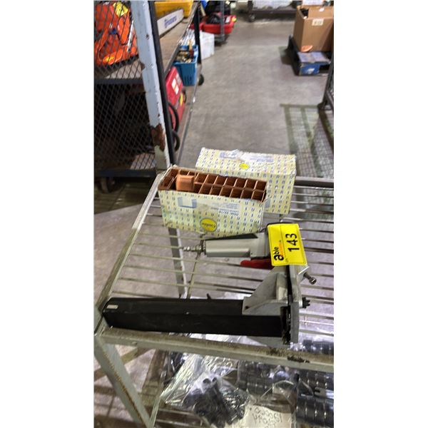 MP-19-32 PNEUMATIC CARTON STAPLER & (2) BOXES OF CARTON STAPLES