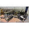 Image 4 : SHELF OF ASSORTED LIFTING CLAMPS