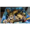 Image 2 : TOTE OF ASSORTED BRASS BALL VALVES