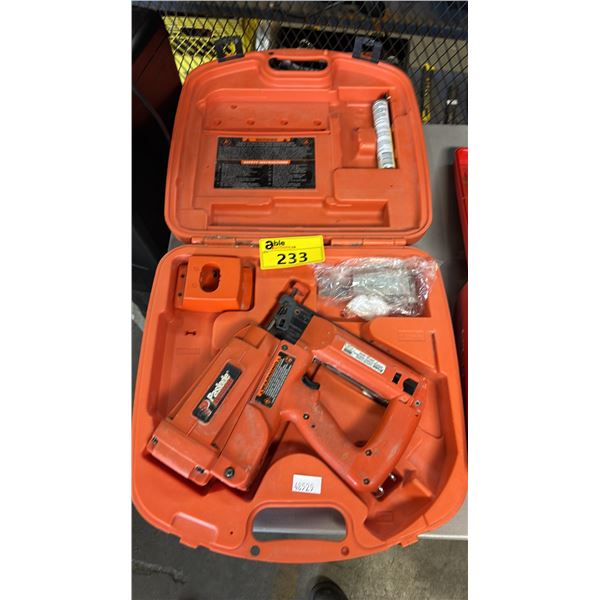 PASLODE CORDLESS FINISH NAILER IN CASE