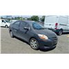 Image 6 : 2007 TOYOTA YARIS, 4 DOOR SEDAN, GREY, VIN JTDBT923771044867,