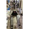Image 2 : HYSTER ELECTRIC PALLET JACK *NO CHARGER*