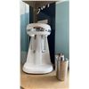 Image 4 : HAMILTON BEACH ECLECTRICS ALL-METAL DOUBLE SPINDLE MILKSHAKE MAKER
