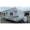 Image 2 : 2011 JAY FLIGHT TRAVEL TRAILER, WHITE, VIN 1UJBJ0BN2B77B0053