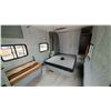 Image 9 : 2011 JAY FLIGHT TRAVEL TRAILER, WHITE, VIN 1UJBJ0BN2B77B0053