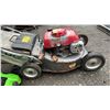 Image 3 : HONDA HRC216 COMMERCIAL HYDROSTATIC GAS LAWN MOWER WITH GRASS CATCHER BAG