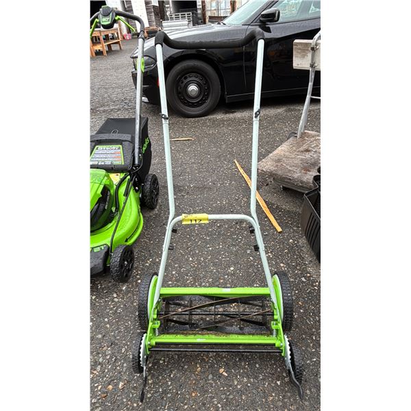 GREENWORKS 18" REEL MOWER
