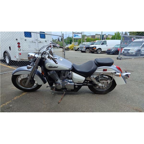 2006 HONDA SHADOW AERO, OPEN MOTORCYCLE, WHITE, VIN JH2RC506X6M200716,