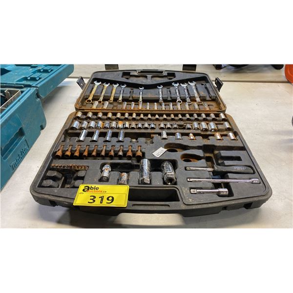 STANLEY MECHANIC'S TOOL SET *INCOMPLETE*
