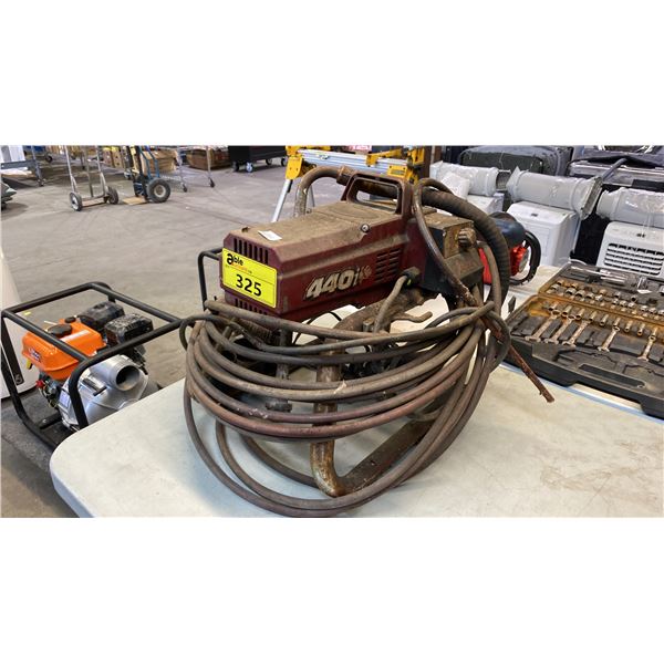 TITAN 440IX ELECTRIC AIRLESS PAINT SPRAYER