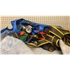 Image 1 : ADIDA SPORT BAG, WIG & BAG OF RATCHET TIE-DOWN STRAPS & OXYGEN TANK GAUGE