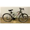 Image 4 : NAKAMURA 6-SPEED MOUNTAIN BIKE *BRAKES DON'T WORK/GEAR SHIFT IS BROKEN*