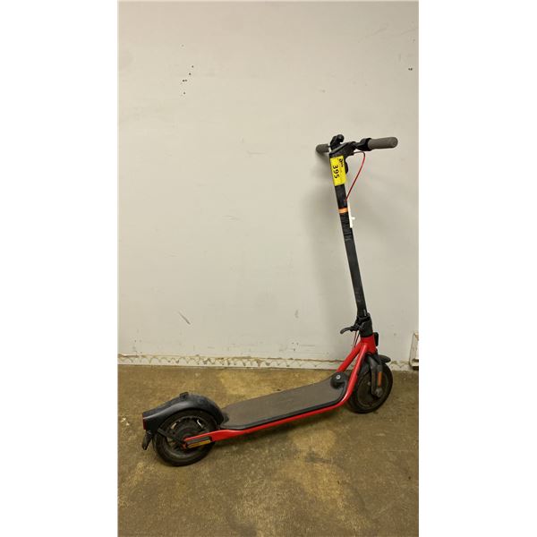 NINEBOT ELECTRIC SCOOTER *POWERS ON/NO CHARGER*