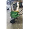 Image 1 : GREEN SCOTTS BASIC BROADCAST SPREADER
