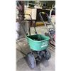 Image 3 : GREEN SCOTTS BASIC BROADCAST SPREADER