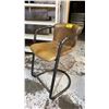 Image 1 : COUNTER HEIGHT CHAIR