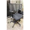 Image 3 : (2) MESH BACK ADJUSTABLE OFFICE/COMPUTER CHAIRS