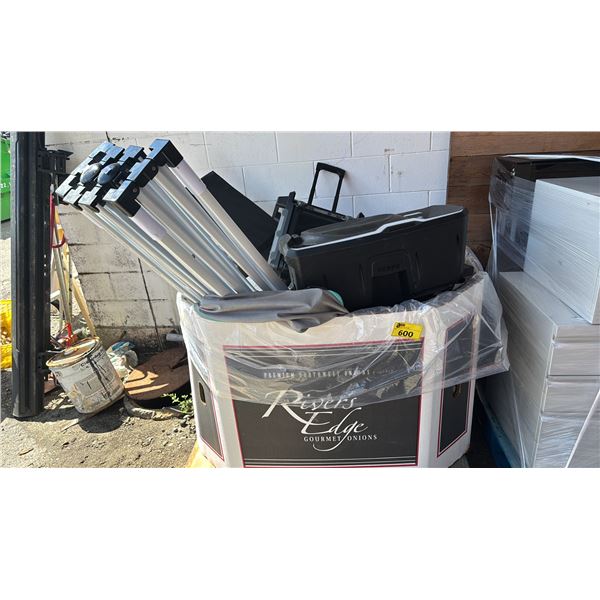 PALLET OF ASSORTED ITEMS INCLUDING SPEAKERS AND AIR CONDITIONER, FAN AND MORE