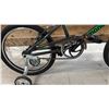 Image 4 : CHILD'S MONGOOSE BOOST BIKE WITH TRAINING WHEELS