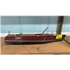 Image 1 : 32" LONG MODEL BOAT