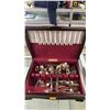 Image 1 : COMMUNITY FLATWARE SET IN CASE