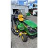 Image 2 : JOHNE DEERE D140 RIDE-ON-LAWN MOWER WITH GRASS CATCHER BAG