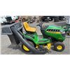 Image 3 : JOHNE DEERE D140 RIDE-ON-LAWN MOWER WITH GRASS CATCHER BAG