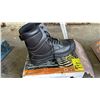 Image 1 : PIONEER BLACK HEAVY DUTY COMPOSITE TOE WORK BOOTS SIZE 14