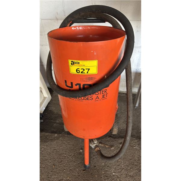 ORANGE UNI-RAM U103S SAND BLASTER WITH HOSE