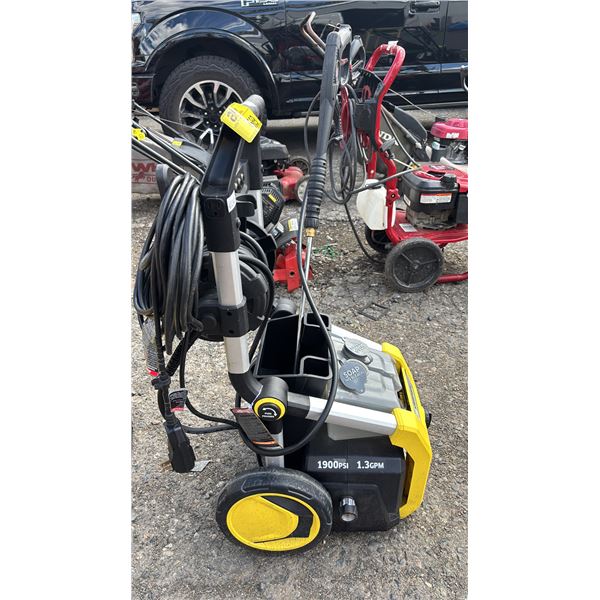 KARCHER 1900PSI PRESSURE WASHER WITH HOSE & WAND *WORKING CONDITION UNKNOWN/MAY BE MISSING PARTS