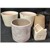 Image 2 : Planters in Various Materials and Styles