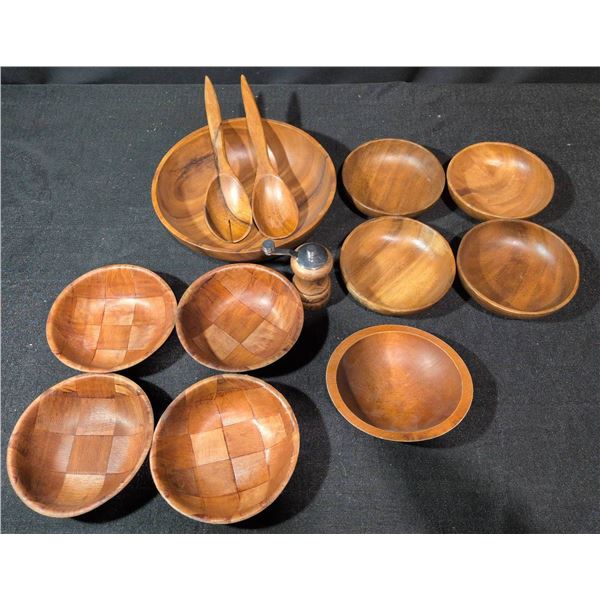 Mid-Century Modern Wooden Salad Bowl Set With Accessories