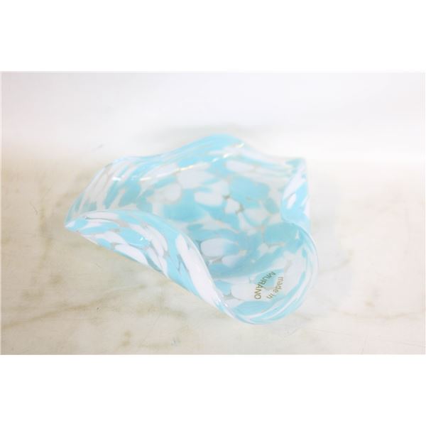 SIGNED MURANO BLOWN GLASS BLUE/WHITE DISH