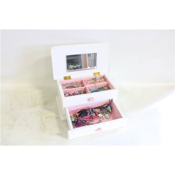VTG. BALLERINA CHILD’S JEWELLERY BOX
