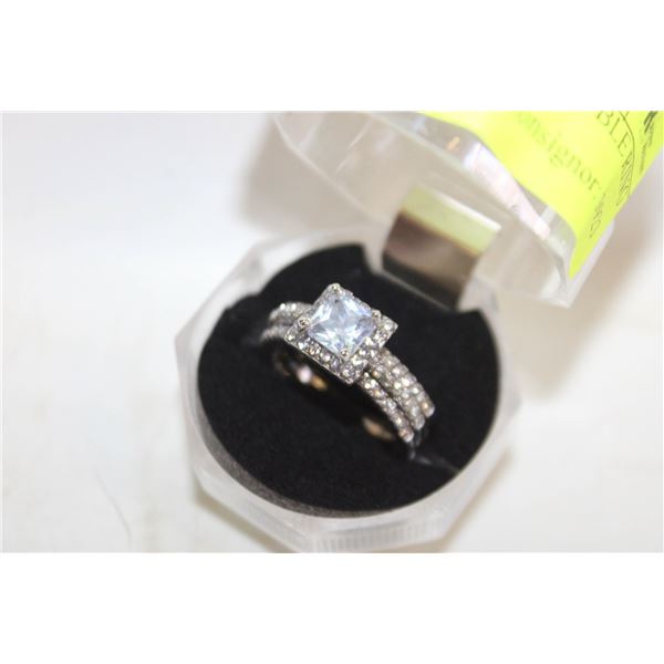 SZ. 7.5 CUSHION CUT DOUBLE RING IN A GIFT BOX