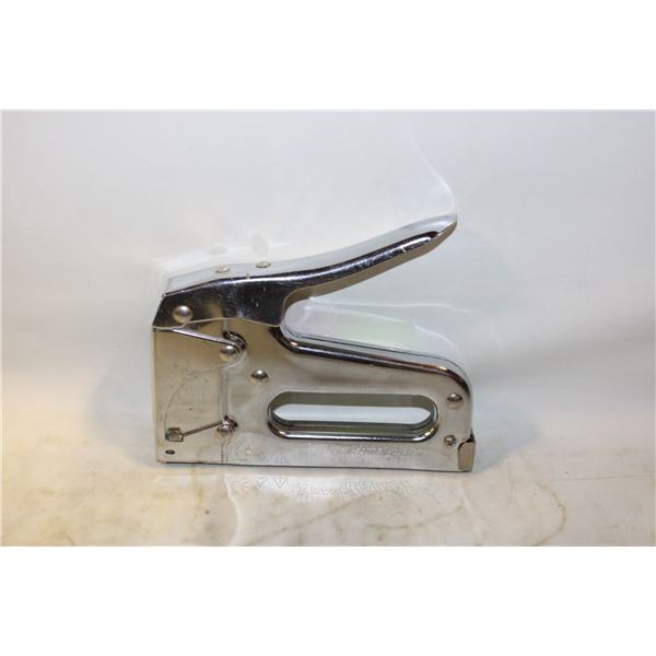 STAPLER