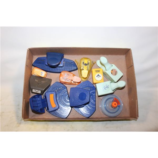 FLAT OF CRAFT SCRAPBOOKING PUNCHES