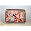 Image 1 : FLAT OF VINTAGE CRAFTING SANTA, ELF,