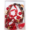 Image 1 : ESTATE JEWELLRY LOT INCLUDING BURGANDY