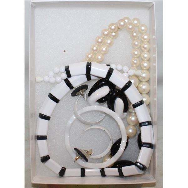 ESTATE JEWELLRY LOT BLACK/WHITE