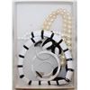 Image 1 : ESTATE JEWELLRY LOT BLACK/WHITE