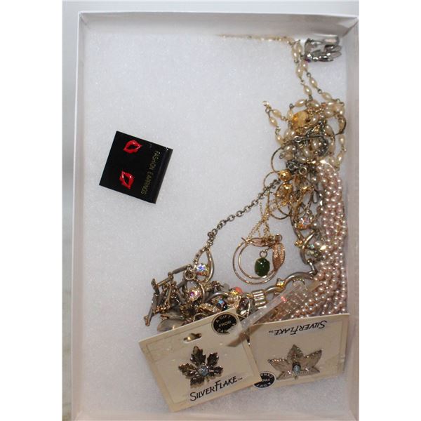 ESTATE JEWELLRY LOT