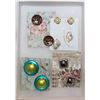 Image 1 : 5 PAIRS OF VINTAGE CLIP ON EARRINGS