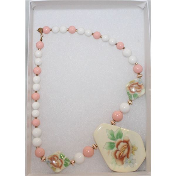 JAPAN PORCELAIN VINTAGE NECKLACE 19 1/2"