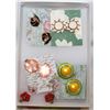 Image 1 : 5 PAIRS OF VINTAGE CLIP ON EARRINGS