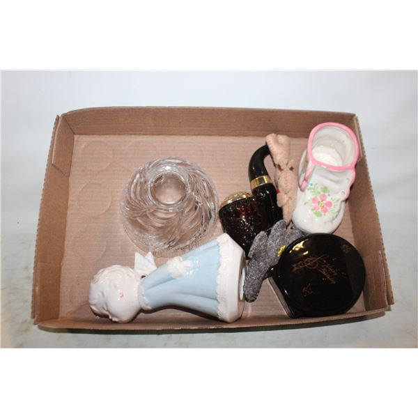 FLAT OF ASSORTED COLLECTIBLES