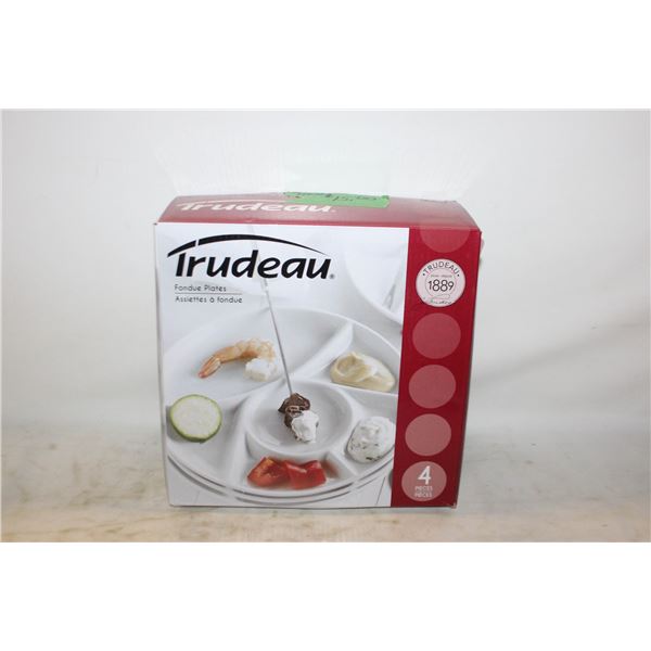 TRUDEAU FONDUE PLATES NEW