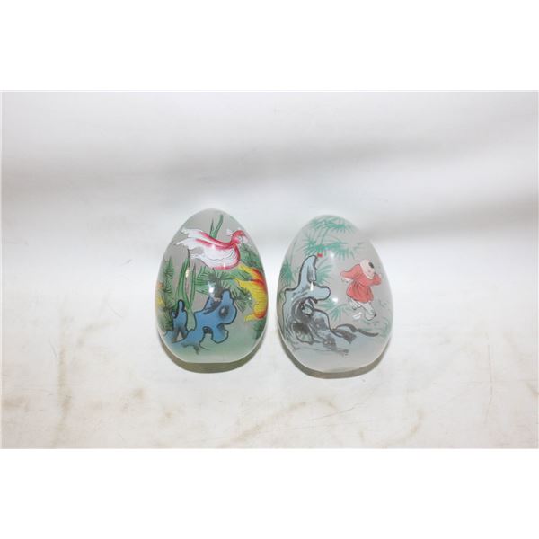 PAIR OF VINTAGE REVERSE PAINTED